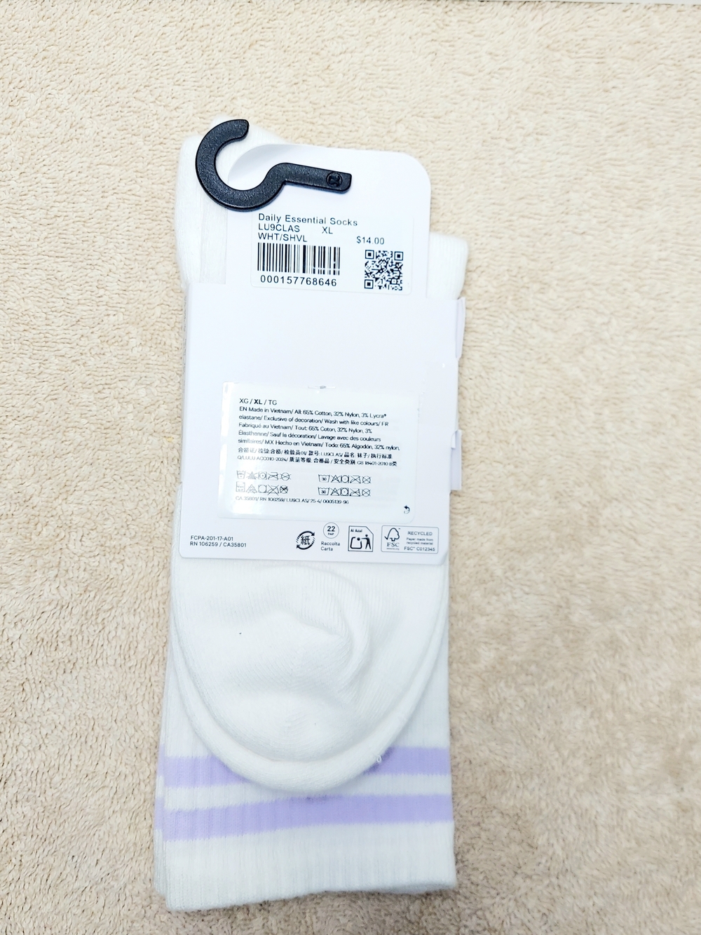 lululemon Athletica Activewear White/Lavender Crew Socks Women's Size XL NWT - Picture 2 of 2